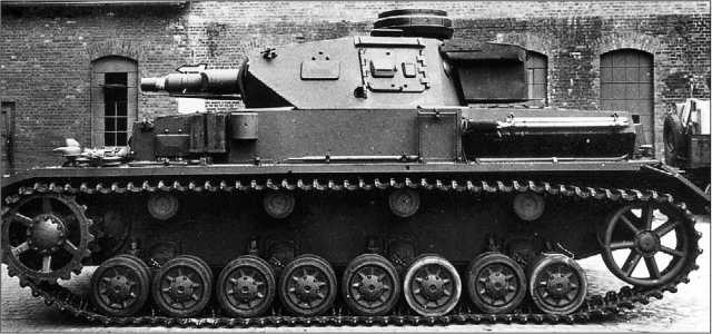 Иллюстрация к книге — Танки III Рейха. Том II [i_123.jpg]