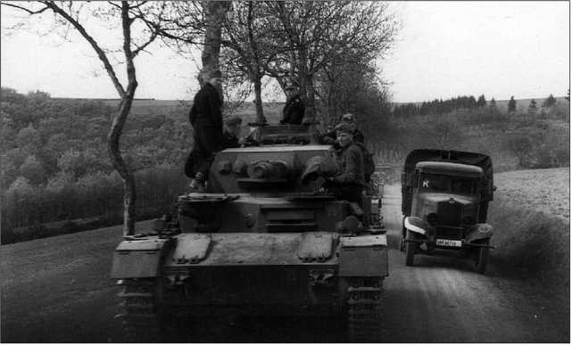 Иллюстрация к книге — Танки III Рейха. Том II [i_170.jpg]