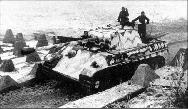 Иллюстрация к книге — Танки III Рейха. Том II [i_310.jpg]