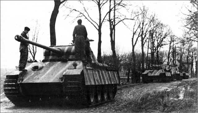 Иллюстрация к книге — Танки III Рейха. Том II [i_315.jpg]