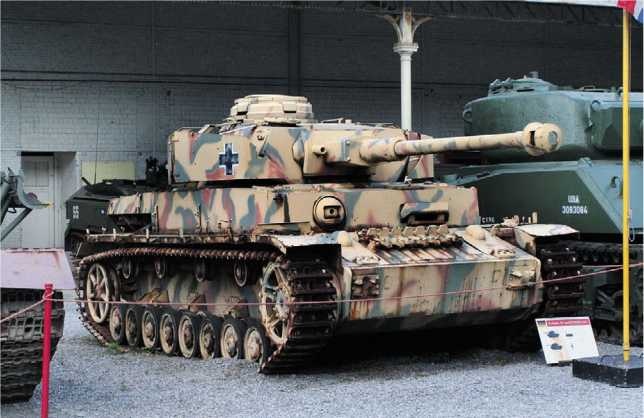 Иллюстрация к книге — Танки III Рейха. Том II [i_335.jpg]