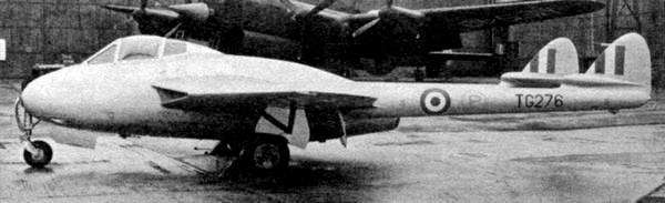 Иллюстрация к книге — Истребитель Де Хэвилленд «Вампир» [i_022.jpg]