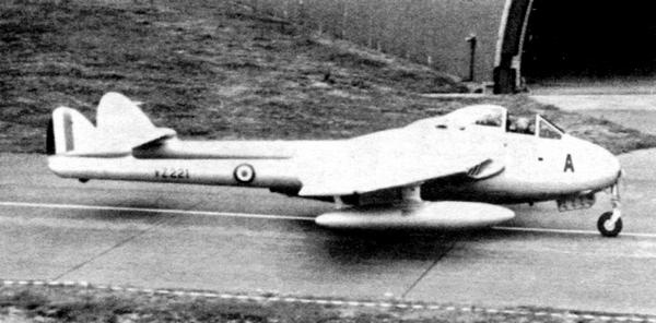 Иллюстрация к книге — Истребитель Де Хэвилленд «Вампир» [i_082.jpg]