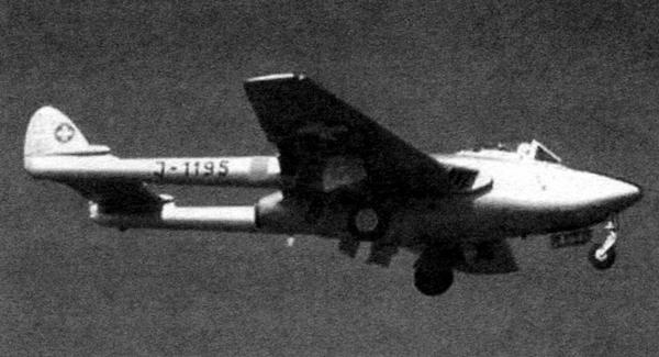 Иллюстрация к книге — Истребитель Де Хэвилленд «Вампир» [i_086.jpg]