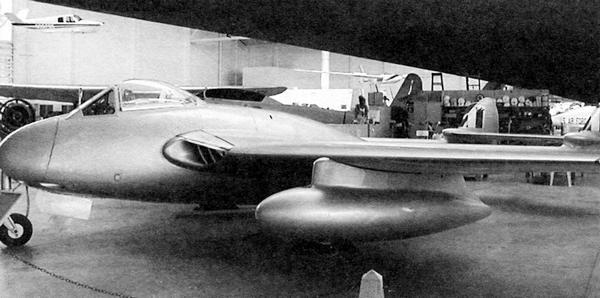 Иллюстрация к книге — Истребитель Де Хэвилленд «Вампир» [i_090.jpg]