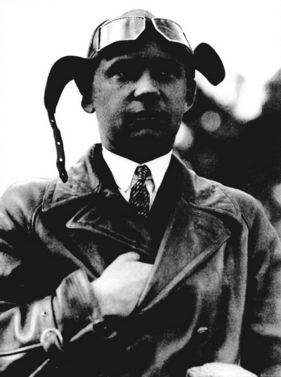 Иллюстрация к книге — Дальний бомбардировщик Ер-2. Самолет несбывшихся надежд [i_009.jpg]