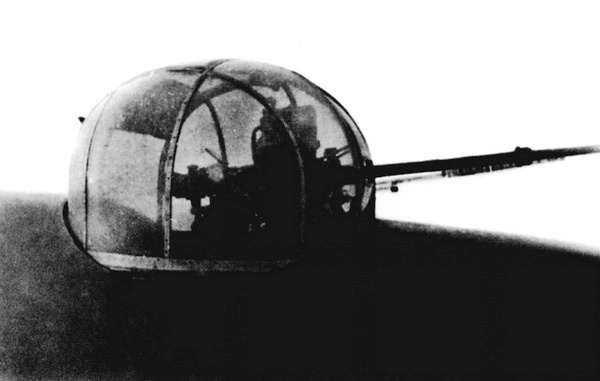 Иллюстрация к книге — Дальний бомбардировщик Ер-2. Самолет несбывшихся надежд [i_037.jpg]