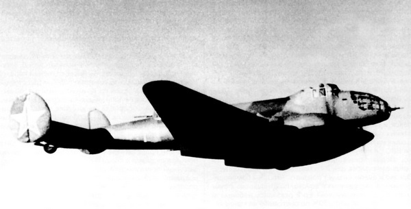 Иллюстрация к книге — Дальний бомбардировщик Ер-2. Самолет несбывшихся надежд [i_113.jpg]