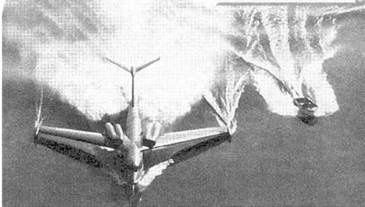 Иллюстрация к книге — Раритеты американской авиации [pic_47.jpg]