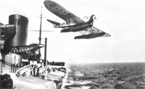 Иллюстрация к книге — Лайнеры на войне 1936-1968 гг. постройки [image114.jpg]