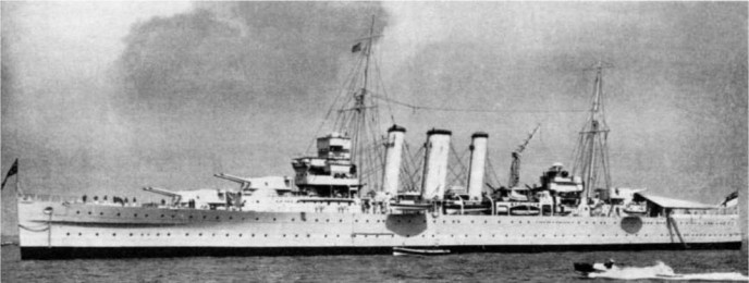 Иллюстрация к книге — Лайнеры на войне 1936-1968 гг. постройки [image12.jpg]