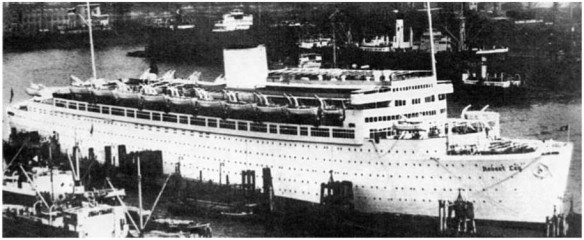 Иллюстрация к книге — Лайнеры на войне 1936-1968 гг. постройки [image144.jpg]