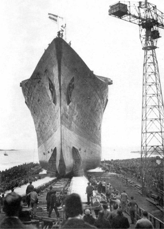 Иллюстрация к книге — Лайнеры на войне 1936-1968 гг. постройки [image33.jpg]