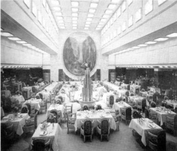 Иллюстрация к книге — Лайнеры на войне 1936-1968 гг. постройки [image91.jpg]