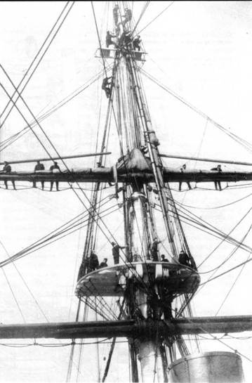 Иллюстрация к книге — Броненосный крейсер «Адмирал Нахимов» [pic_10.jpg]