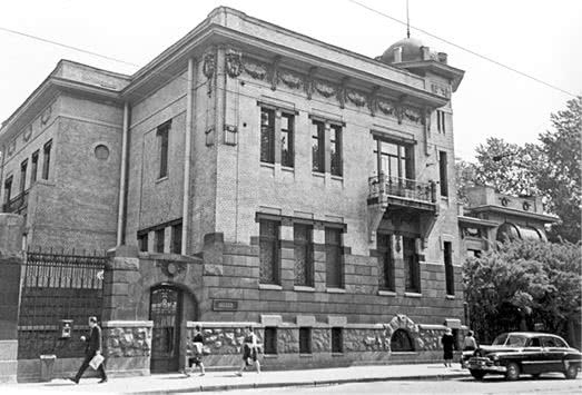 Иллюстрация к книге — Суд идет. О судебных процессах прошлого. От античности до новейшей истории [i_026.jpg]