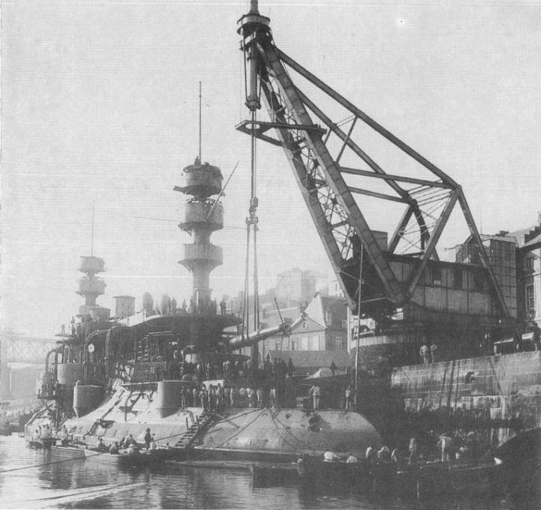 Иллюстрация к книге — Образцовые броненосцы франции. Часть III. “Шарль Мартель” [img_64.jpg]