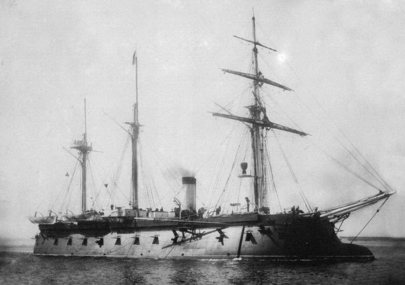 Иллюстрация к книге — Первые русские броненосцы [pic_54.jpg]