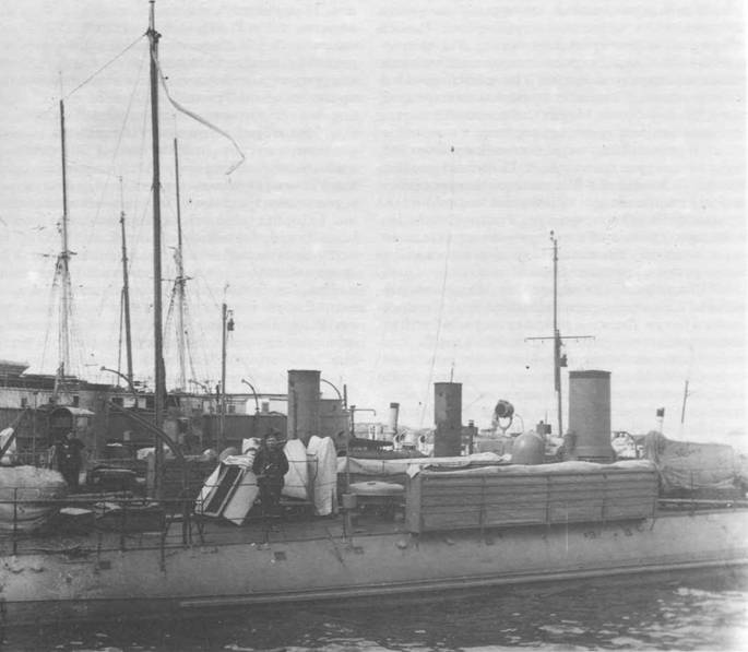 Иллюстрация к книге — Первые русские миноносцы [pic_125.jpg]