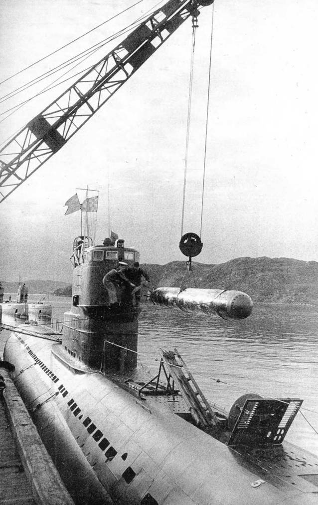 Иллюстрация к книге — Подводные лодки 613 проекта [pic_54.jpg]