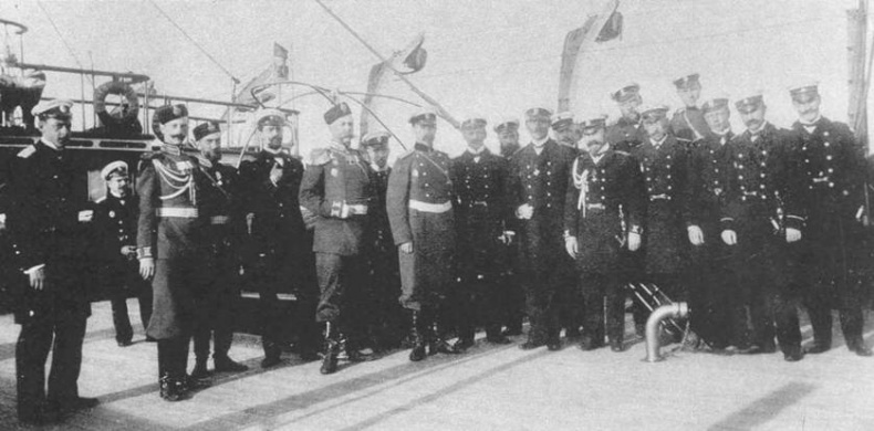 Иллюстрация к книге — Полуброненосный фрегат “Память Азова” (1885-1925) [pic_93.jpg]