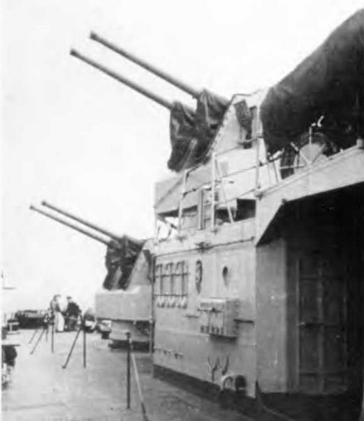 Иллюстрация к книге — Сверхлегкие крейсера. 1930-1975 гг. [img_126.jpg]