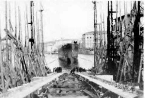 Иллюстрация к книге — Сверхлегкие крейсера. 1930-1975 гг. [img_95.jpg]