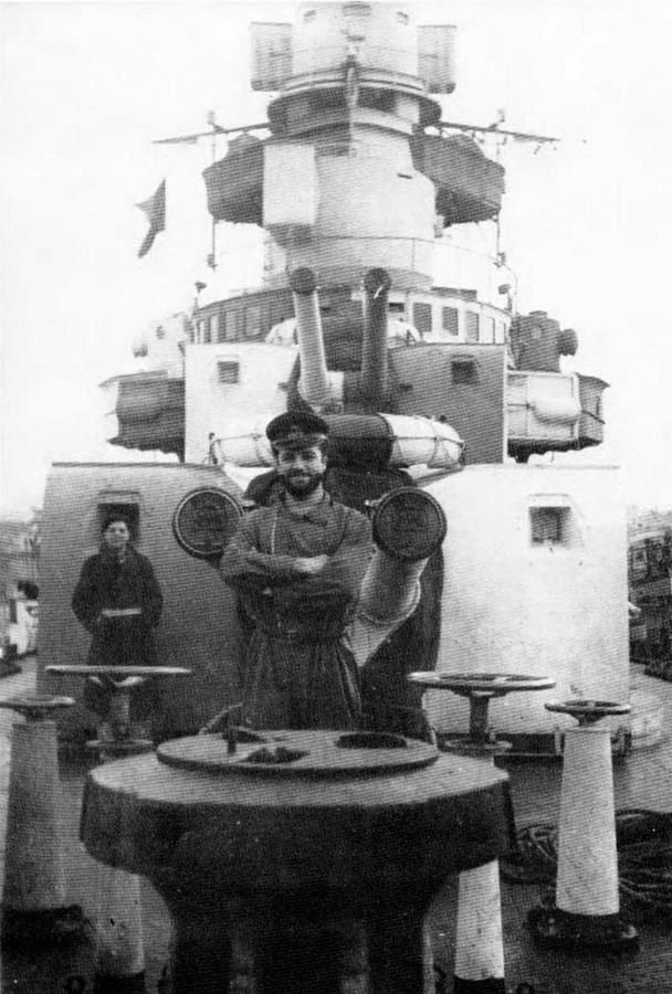 Иллюстрация к книге — Легкие крейсера Италии. Часть I. 1932-1945 гг. Крейсера типа “Бартоломео Коллеони” и “Луиджи Кадорна” [pic_132.jpg]