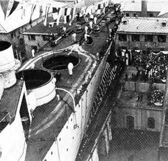 Иллюстрация к книге — Легкие крейсера Италии. Часть I. 1932-1945 гг. Крейсера типа “Бартоломео Коллеони” и “Луиджи Кадорна” [pic_68.jpg]