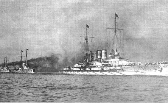Иллюстрация к книге — Линейные корабли “Гельголанд”, “Остфрисланд”, &quot;Ольденбург&quot; и &quot;Тюринген&quot; . 1907-1921 гг. [pic_1.jpg]