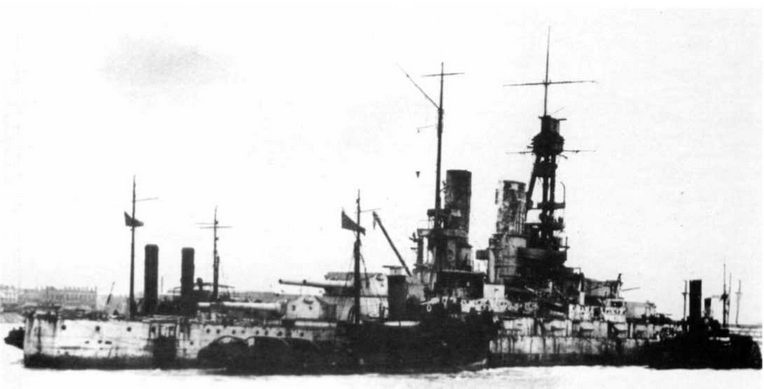 Иллюстрация к книге — Линейные корабли типа &quot;Баерн&quot;. Последние дредноуты империи кайзера Вильгельма II. [img_96.jpg]