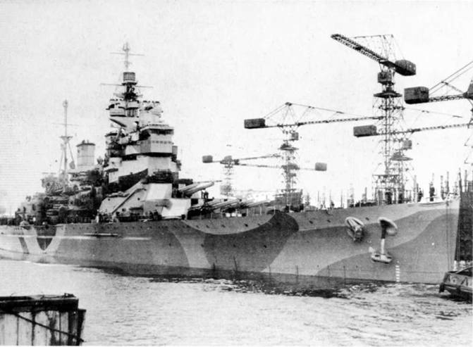 Иллюстрация к книге — Линейные корабли типа “Кинг Джордж V”. 1937-1958 гг. [pic_112.jpg]