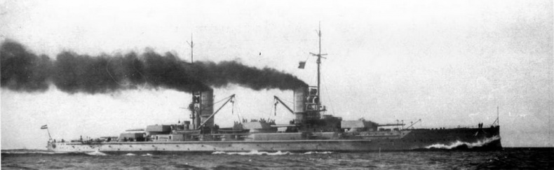 Иллюстрация к книге — Линейные корабли типов “Кайзер” и “Кениг”. 1909-1918 гг. [img_103.jpg]