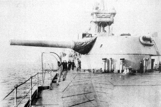 Иллюстрация к книге — Линейные крейсера Англии. Часть IV. 1915-1945 гг. [pic_115.jpg]