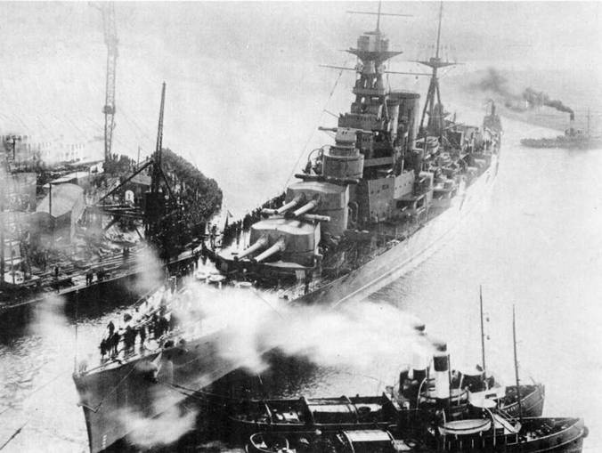 Иллюстрация к книге — Линейные крейсера Англии. Часть IV. 1915-1945 гг. [pic_127.jpg]