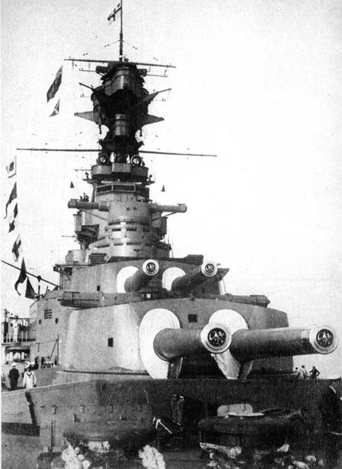 Иллюстрация к книге — Линейные крейсера Англии. Часть IV. 1915-1945 гг. [pic_137.jpg]