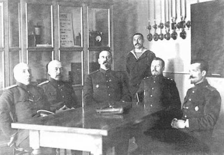 Иллюстрация к книге — На броненосце «Князь Суворов» [pic_57.jpg]