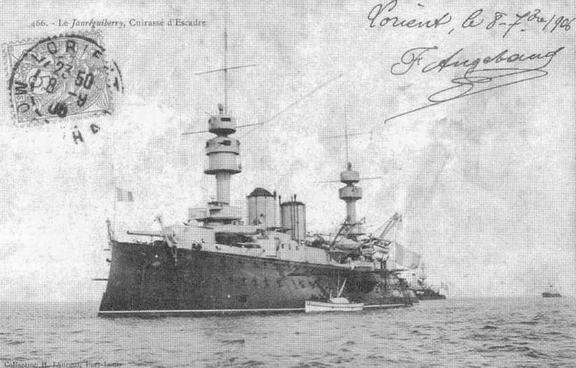 Иллюстрация к книге — Образцовые броненосцы Франции. Часть I. “Жорегибери”. 1891-1934 гг. [img_100.jpg]