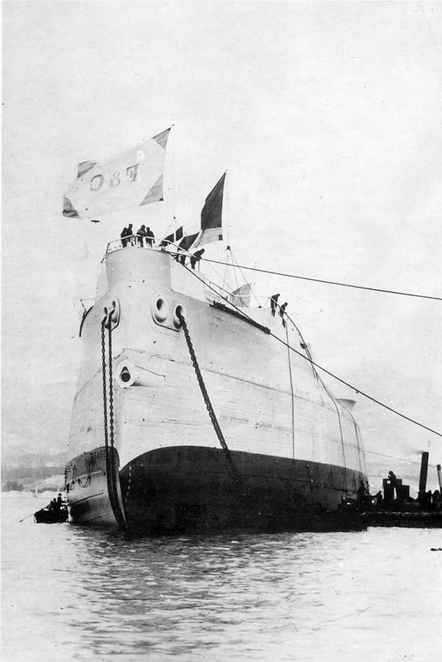 Иллюстрация к книге — “Цесаревич” Часть I. Эскадренный броненосец. 1899-1906 гг. [pic_59.jpg]