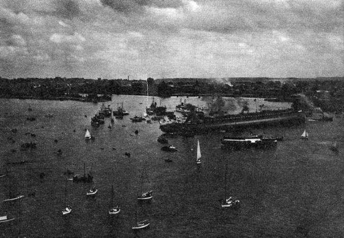 Иллюстрация к книге — Броненосные корабли типа “Дойчланд” [pic_5.jpg]