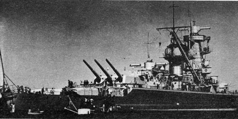 Иллюстрация к книге — Броненосные корабли типа “Дойчланд” [pic_57.jpg]