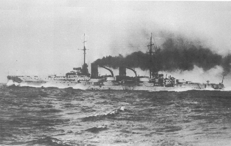 Иллюстрация к книге — Броненосные крейсера “Шарнхорст”, “Гнейзенау” и “Блюхер” (1905-1914) [pic_109.jpg]