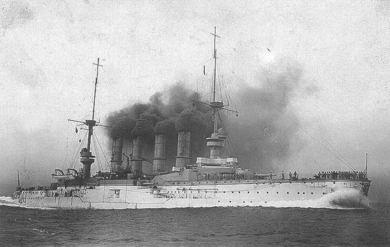 Иллюстрация к книге — Броненосные крейсера “Шарнхорст”, “Гнейзенау” и “Блюхер” (1905-1914) [pic_117.jpg]