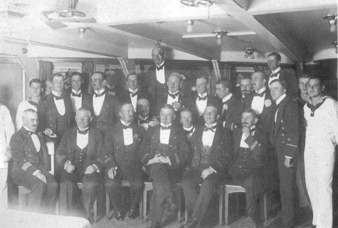 Иллюстрация к книге — Броненосные крейсера “Шарнхорст”, “Гнейзенау” и “Блюхер” (1905-1914) [pic_92.jpg]