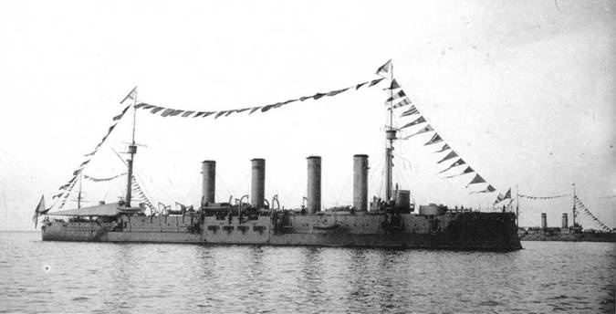 Иллюстрация к книге — Броненосные крейсера типа “Адмирал Макаров”. 1906-1925 гг. [pic_115.jpg]