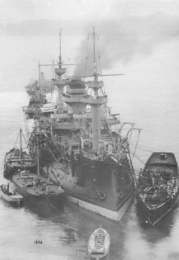 Иллюстрация к книге — Броненосцы типа “Редутабль&quot; (1871-1921) [img_105.jpg]