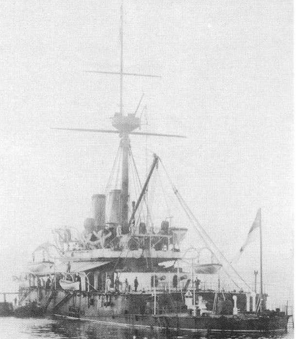 Иллюстрация к книге — Брустверно-башенные броненосцы “Глаттон”, “Девастейшен”, “Тандерер” и “Дредноут”. 1868-1908 гг. [img_58.jpg]