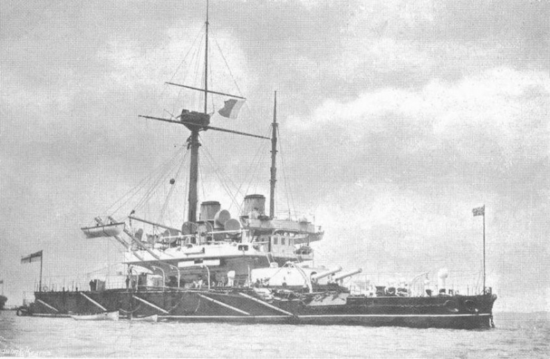 Иллюстрация к книге — Брустверно-башенные броненосцы “Глаттон”, “Девастейшен”, “Тандерер” и “Дредноут”. 1868-1908 гг. [img_76.jpg]