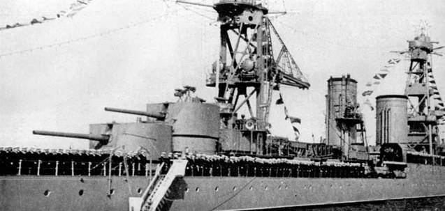 Иллюстрация к книге — Гвардейский крейсер «Красный Кавказ». [pic_124.jpg]