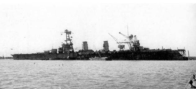 Иллюстрация к книге — Гвардейский крейсер «Красный Кавказ». [pic_149.jpg]